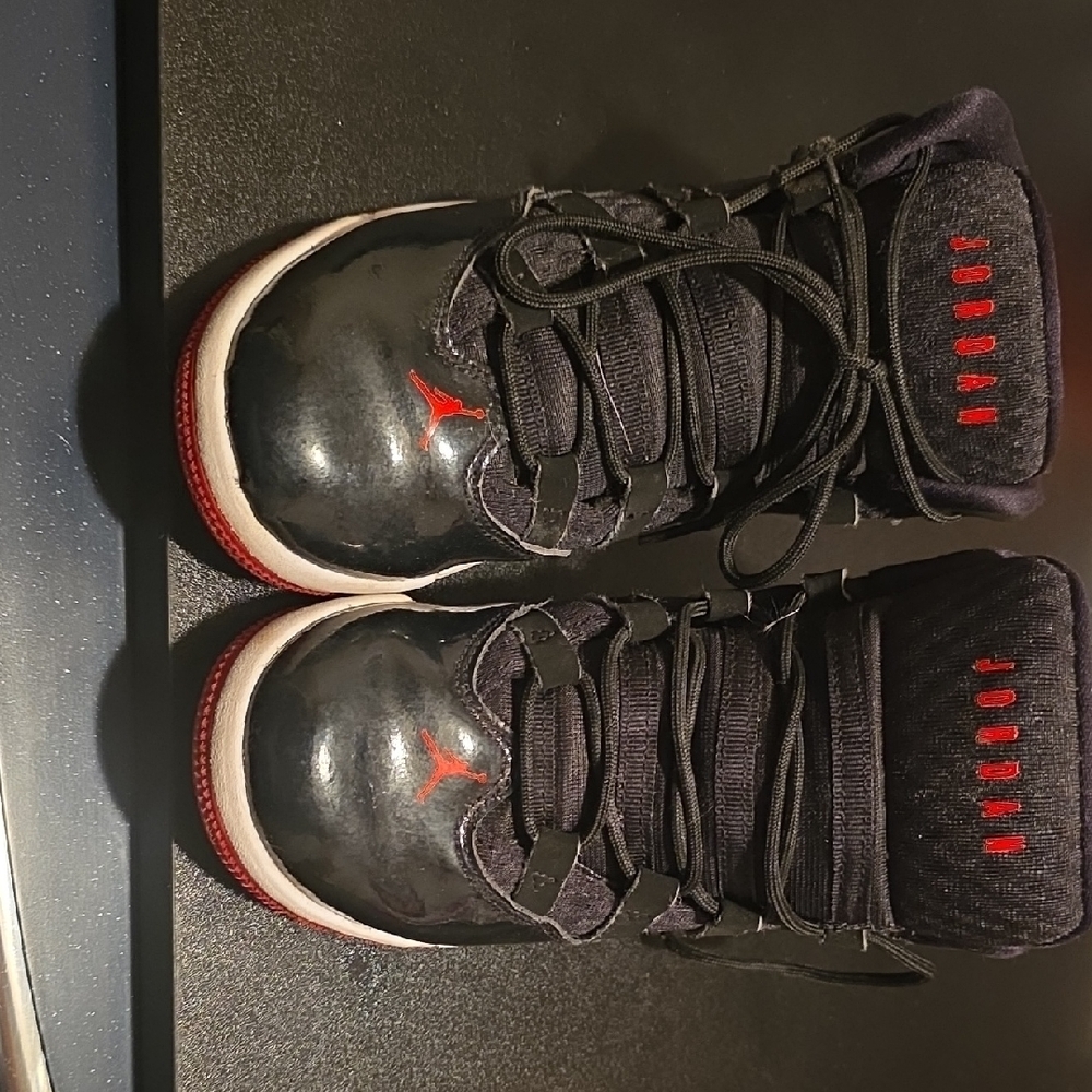 Jordan Kids Shoes Black and Red